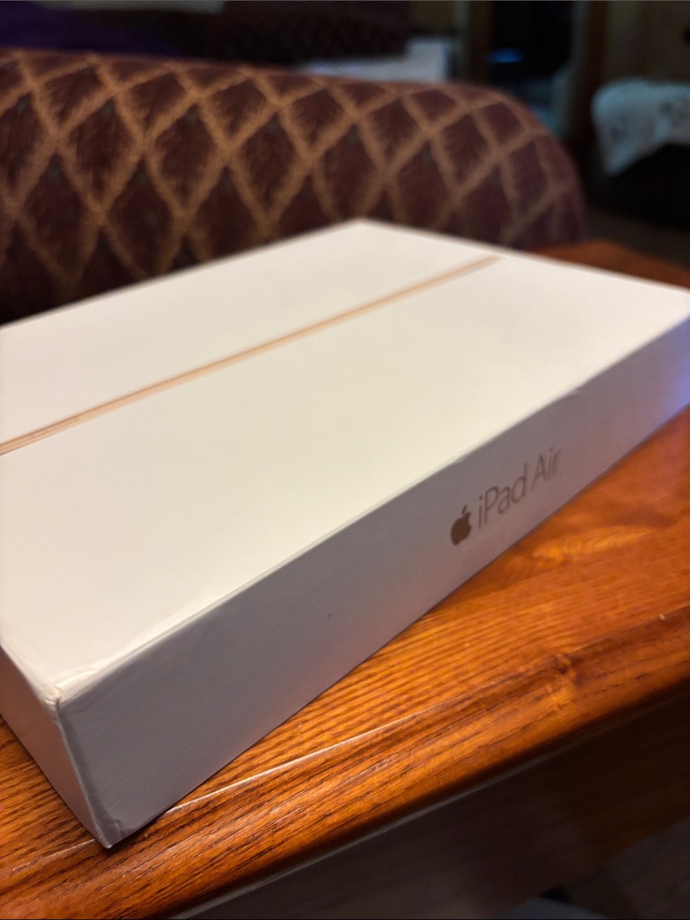 Apple iPad Air 2 64GB Wi-Fi Gold with Protective Case & Original Box - Picture 16 of 16